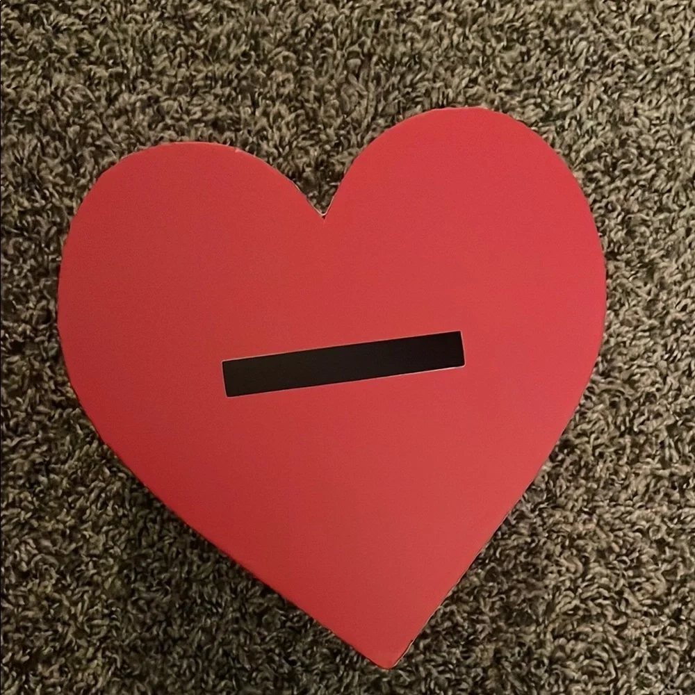 Valentines Day Heart-Shaped Red Holiday Box